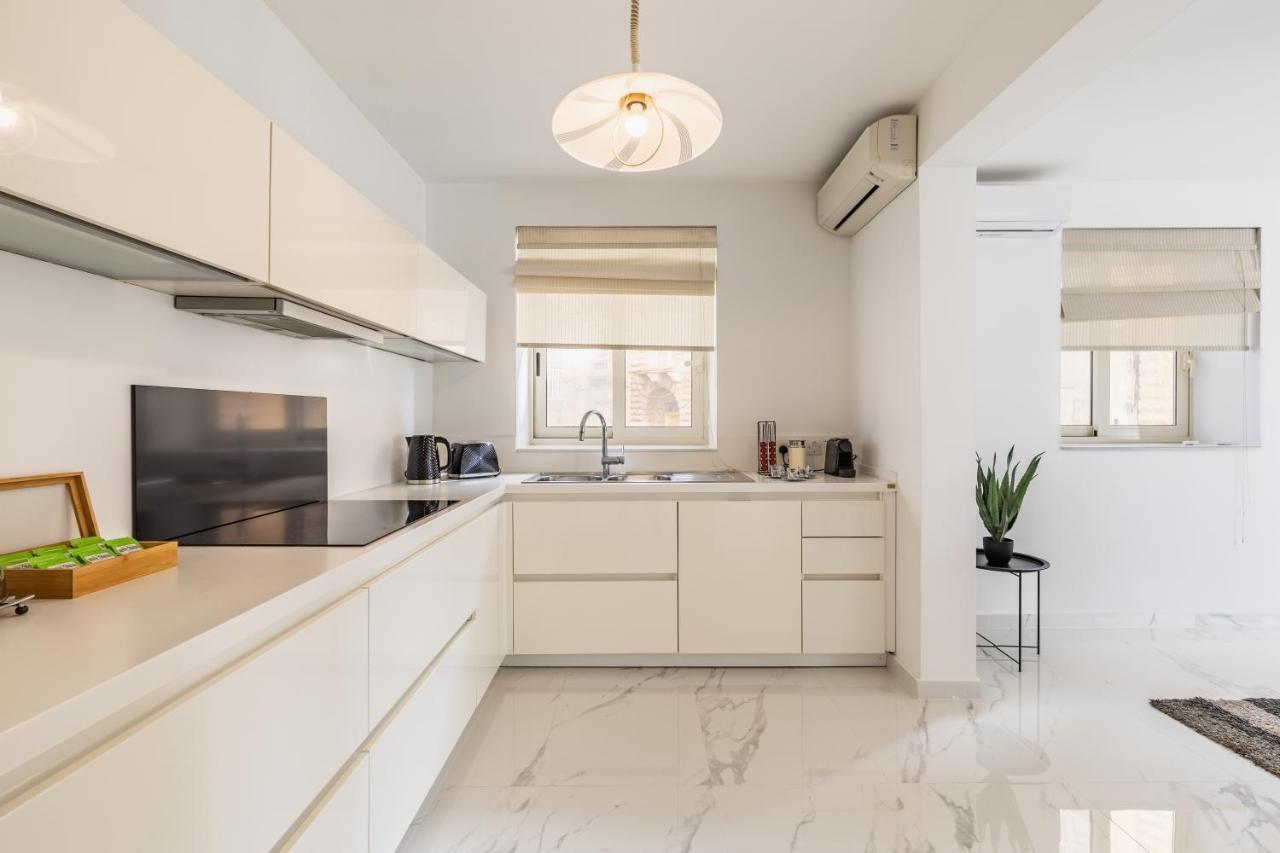 Stunning - Sunnyside 3-Bedroom 슬리에마 외부 사진